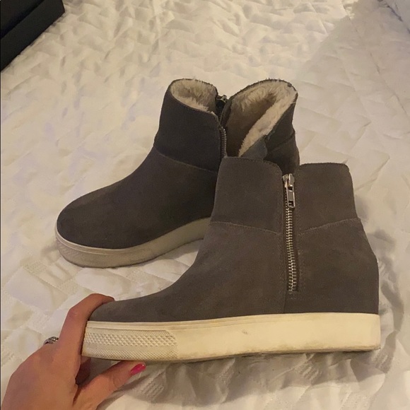Grey suede Steve Madden wedge sneaker - Picture 1 of 3